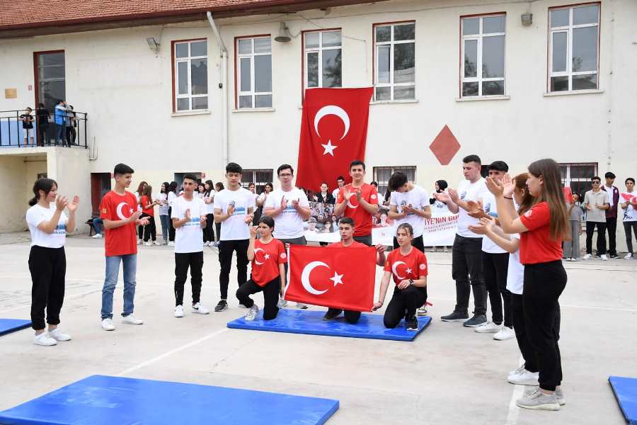 19 Mayıs Atatürk'ü Anma, Gençlik ve Spor Bayramı İlçemizde Büyük Bir Coşkuyla Kutlandı...